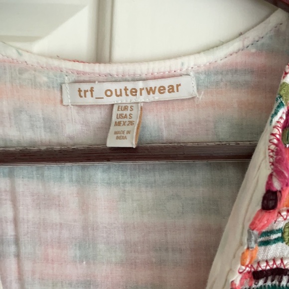 Zara boho style long vest. - Picture 2 of 4